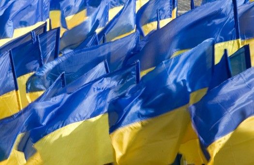 В Киеве неизвестные украли 54 государственных флага